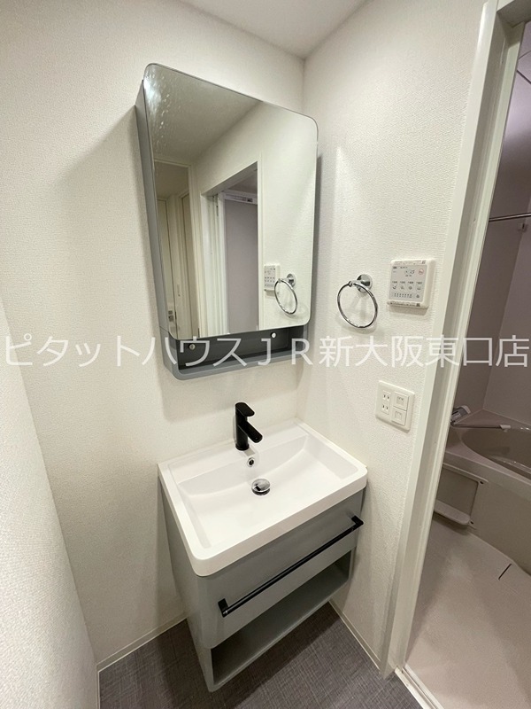 大阪府大阪市東淀川区西淡路１丁目 洗面所