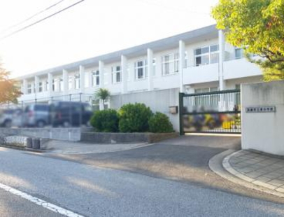 大阪府箕面市小野原東５丁目 小学校