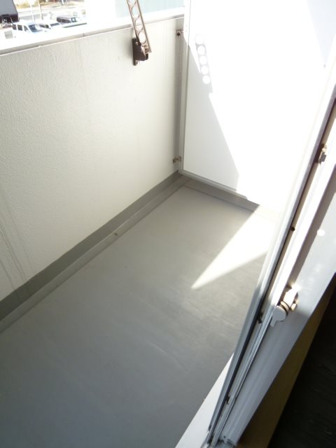 大阪府箕面市牧落３丁目 ベランダ