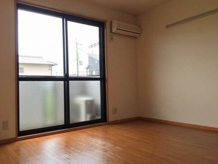 大阪府箕面市新稲５丁目 リビング