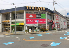 大阪府箕面市桜井２丁目 スーパー