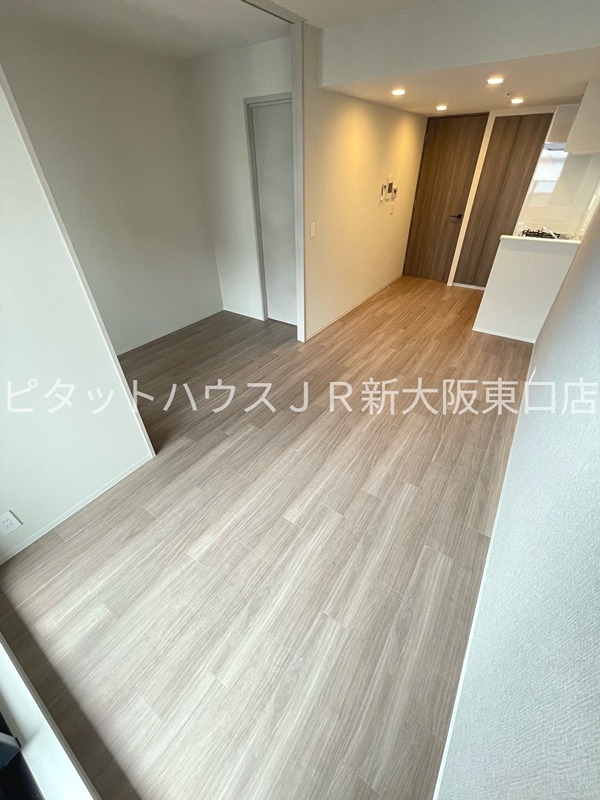 大阪府大阪市淀川区宮原５丁目 リビング