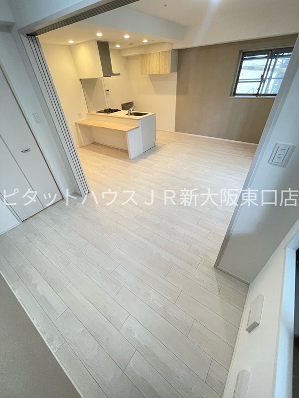 大阪府大阪市東淀川区西淡路１丁目 リビング