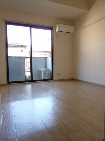 大阪府箕面市如意谷２丁目 リビング