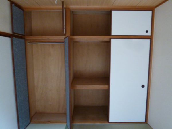 大阪府箕面市小野原東５丁目 収納