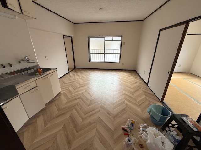 大阪府箕面市箕面４丁目 リビング