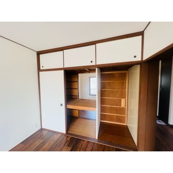 大阪府箕面市箕面３丁目 収納