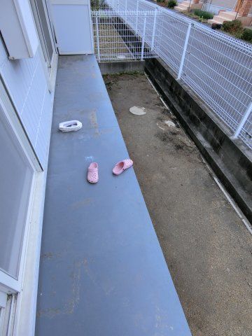 大阪府箕面市粟生間谷西７丁目 ベランダ