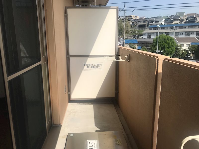 大阪府箕面市百楽荘４丁目 ベランダ