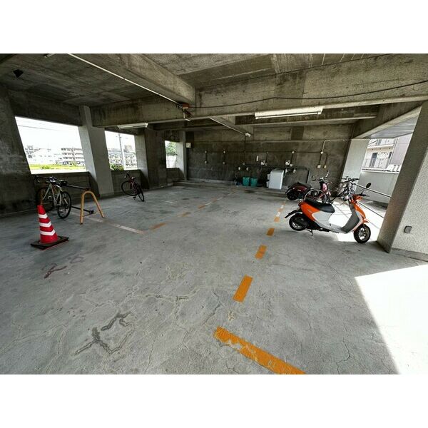 大阪府箕面市粟生間谷西３丁目 外観