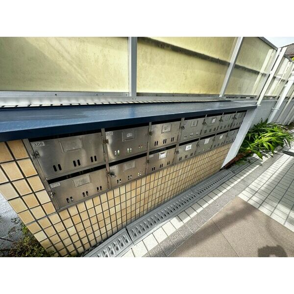 大阪府箕面市今宮４丁目 エントランス