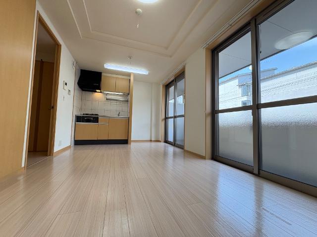 大阪府箕面市小野原東３丁目 リビング