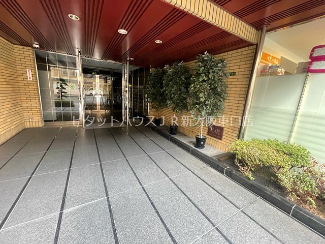 大阪府大阪市東淀川区西淡路１丁目 エントランス