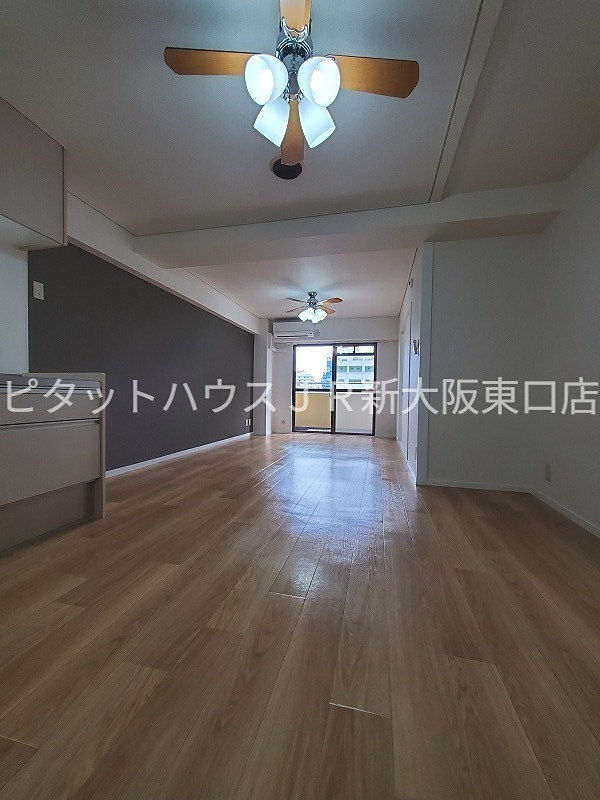 大阪府大阪市東淀川区西淡路１丁目 リビング