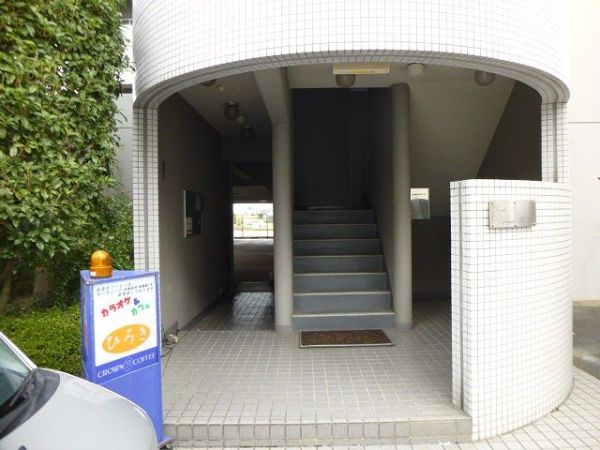 大阪府箕面市如意谷１丁目 エントランス