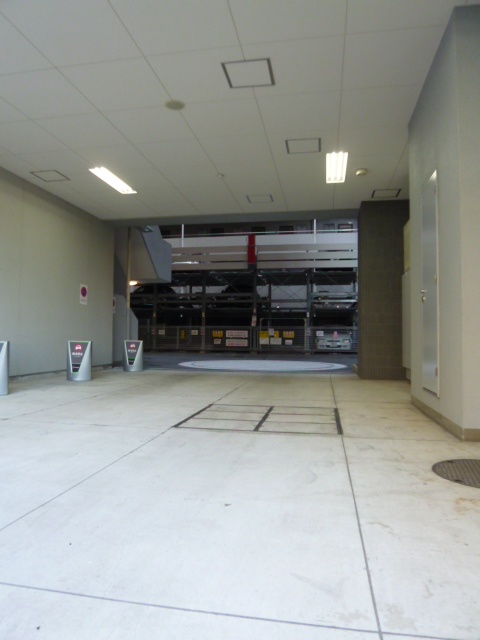 大阪府大阪市東淀川区東中島１丁目 駐車場