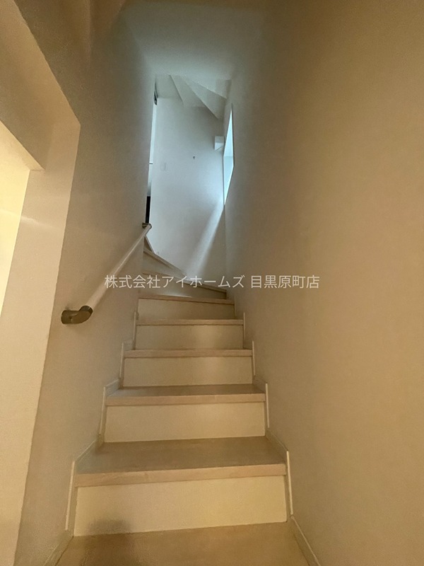 原町１丁目貸家 玄関