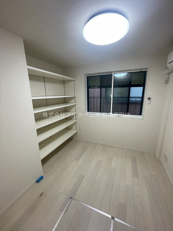 原町１丁目貸家 ベッドルーム