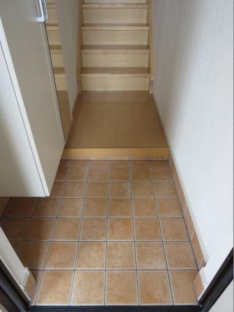 エスポワールドミール 玄関