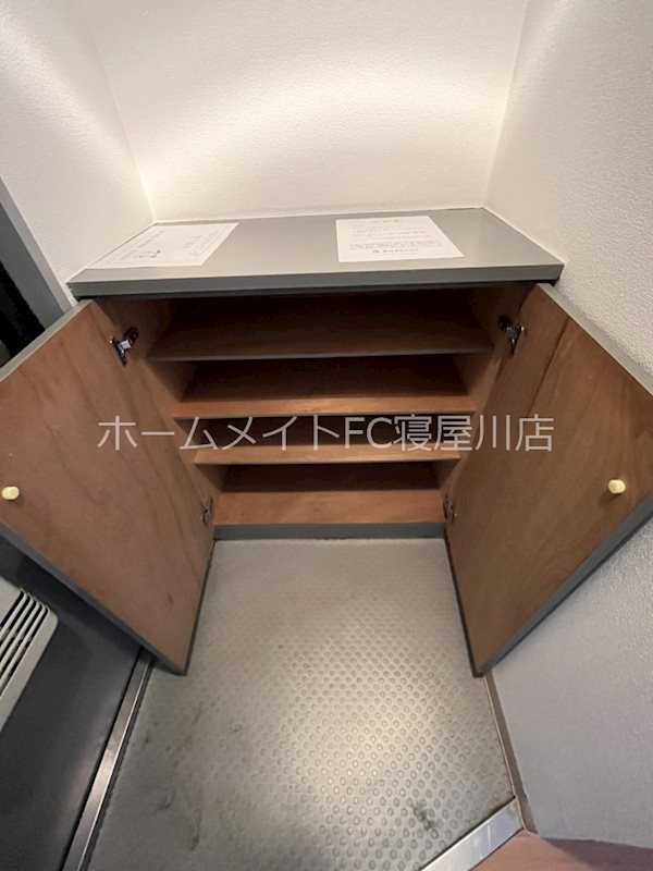 大阪府寝屋川市下神田町 収納