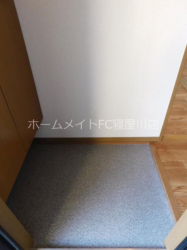 大阪府四條畷市砂２丁目 玄関