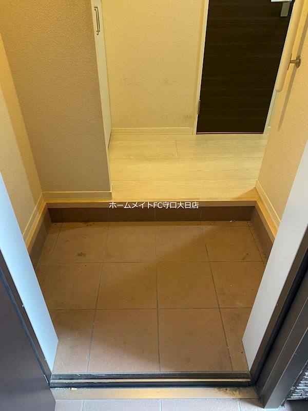 シャーメゾン彩Ⅲ号館 玄関