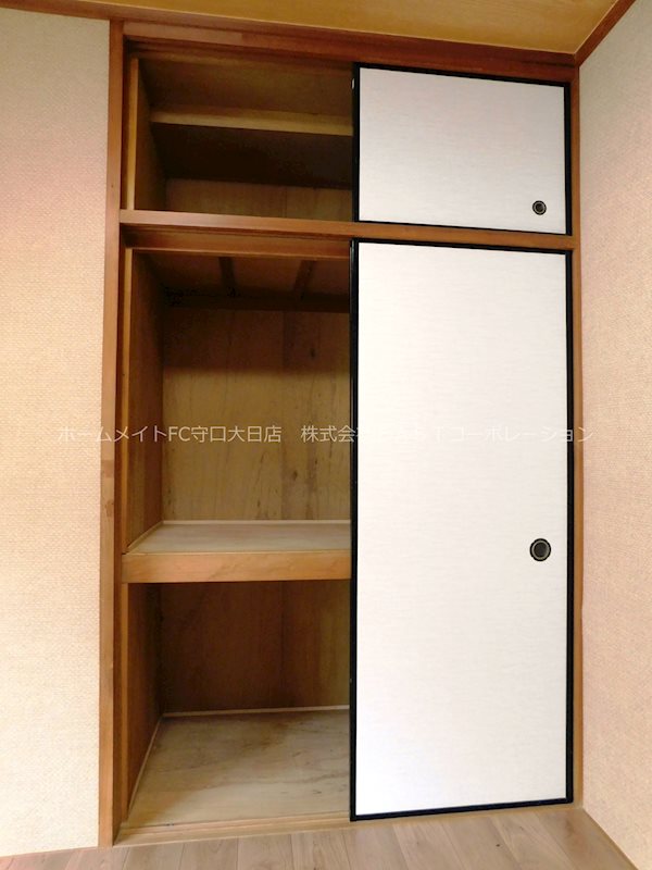 中川マンション 収納