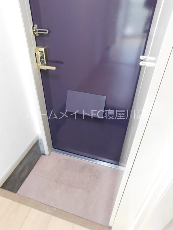 アメニティ寝屋川 玄関