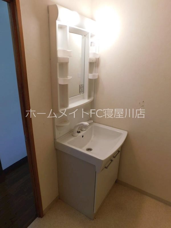 バーンフリート寝屋川 洗面所