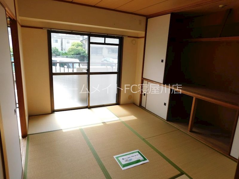バーンフリート寝屋川 ベッドルーム