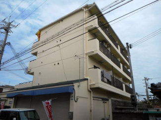 ヴィラ大日町 エントランス