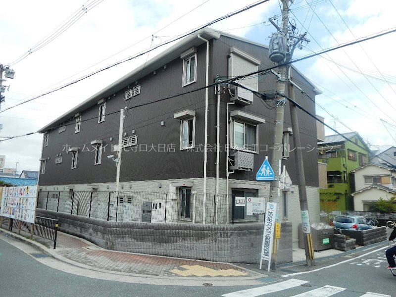 クレヴィアメゾン エントランス