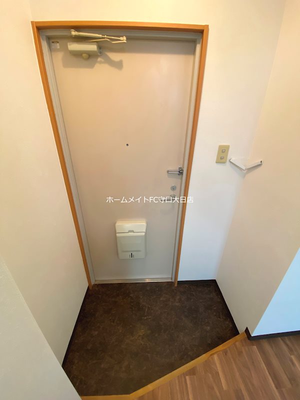 プチシャトー寺田 玄関