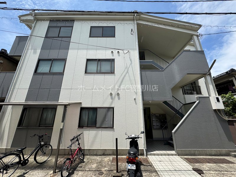 第3シャルマン四條畷  外観