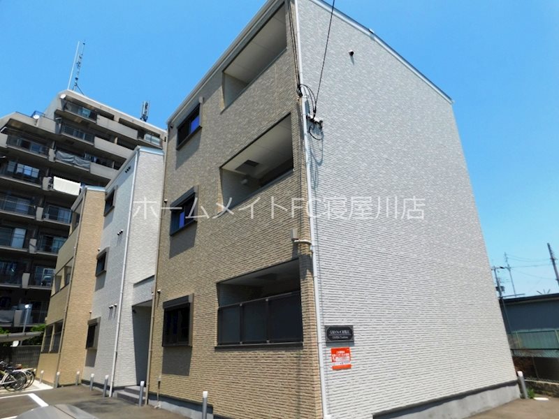 GMビルズ対馬江 外観