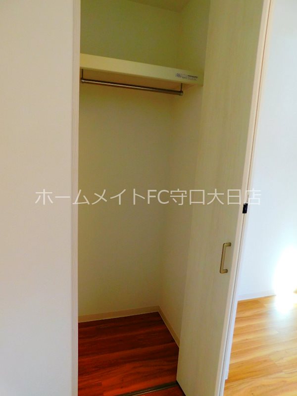 カーサヴィータ門真市栄町 収納