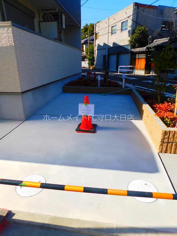 フジパレス滝井元町Ⅱ番館  駐車場