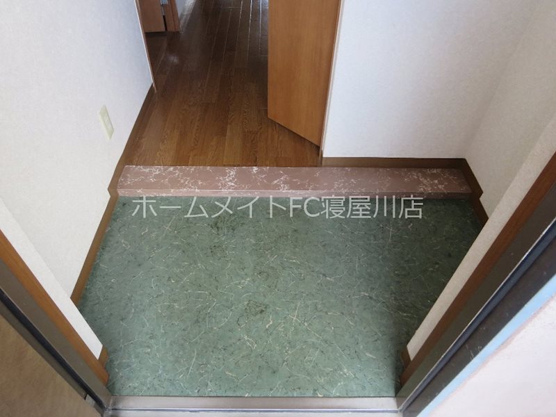 ベルデュール四條畷 玄関
