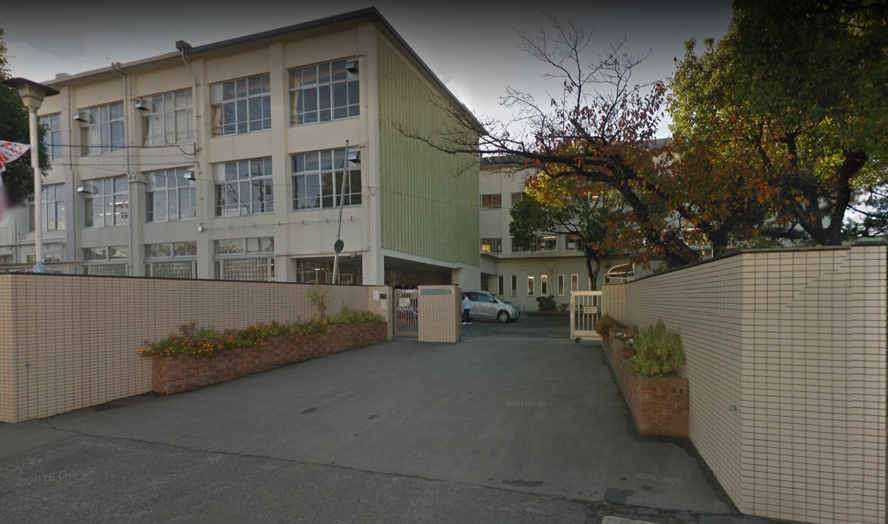 ウエストプラザ 小学校