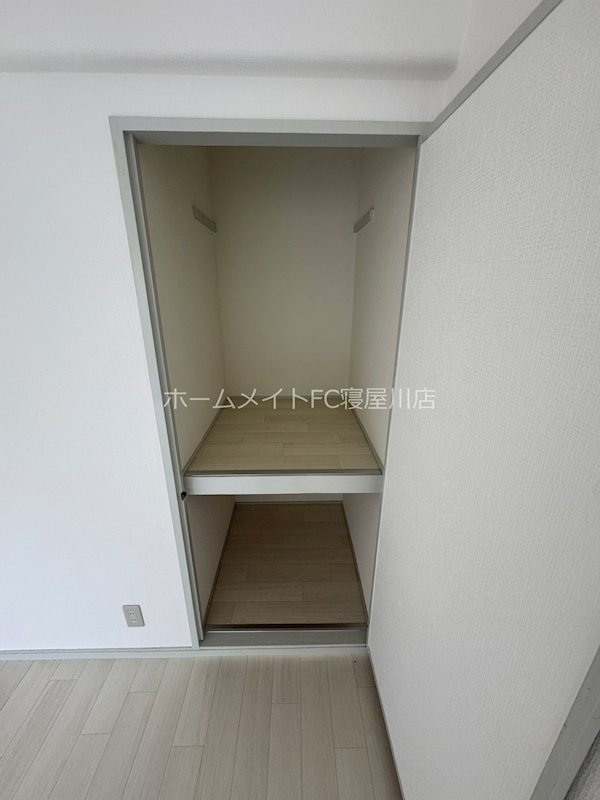 ウエストプラザ 収納