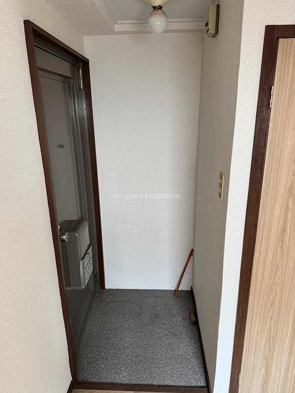 ハイツSK  玄関