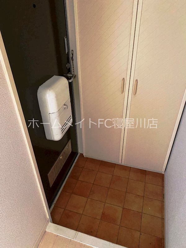 シャトレヴェールA棟 玄関