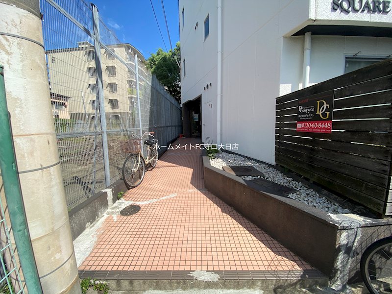 スクエアコート栄町 エントランス