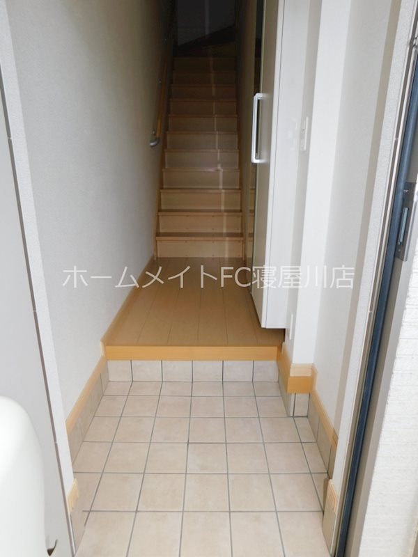 アンソレイエ忍ヶ丘 玄関