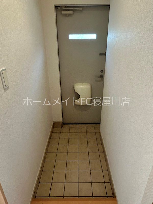 ＳＨＡＬＯＭ 玄関