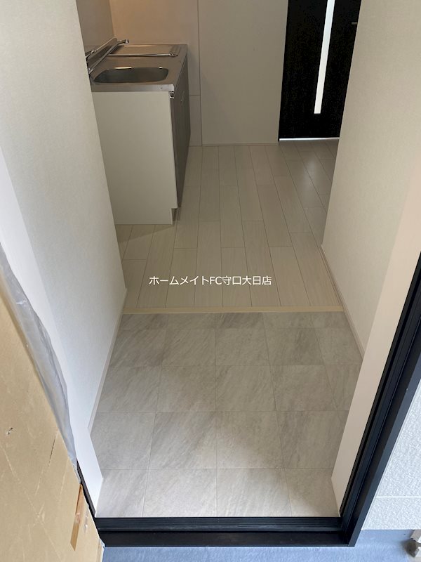 フジパレス門真本町Ⅲ番館  玄関