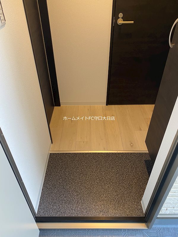ジーメゾン守口藤田 玄関