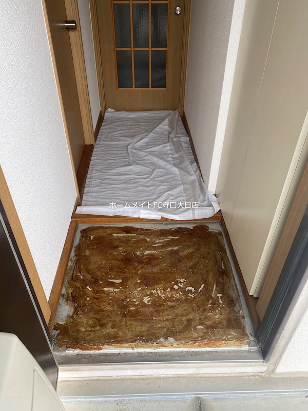 エステートピア小林 玄関