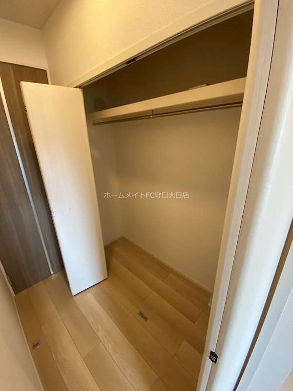 ジュネス　エトワール 収納