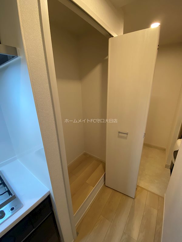 ジュネス　エトワール 収納